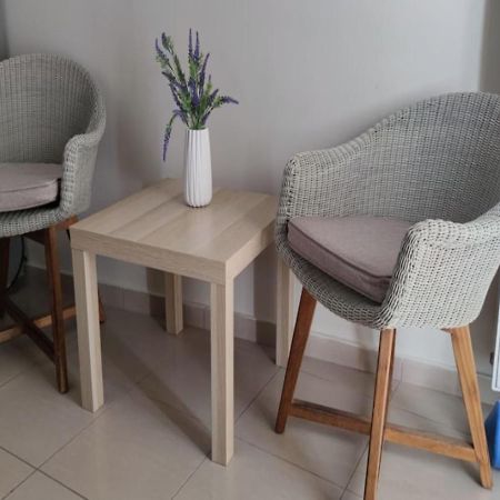 Apartment In A Quiet Location. 아테네 외부 사진