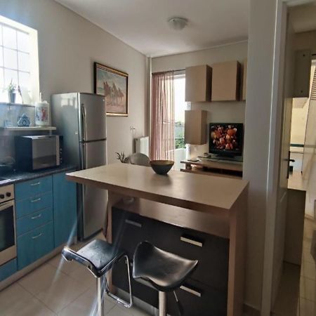 Apartment In A Quiet Location. 아테네 외부 사진