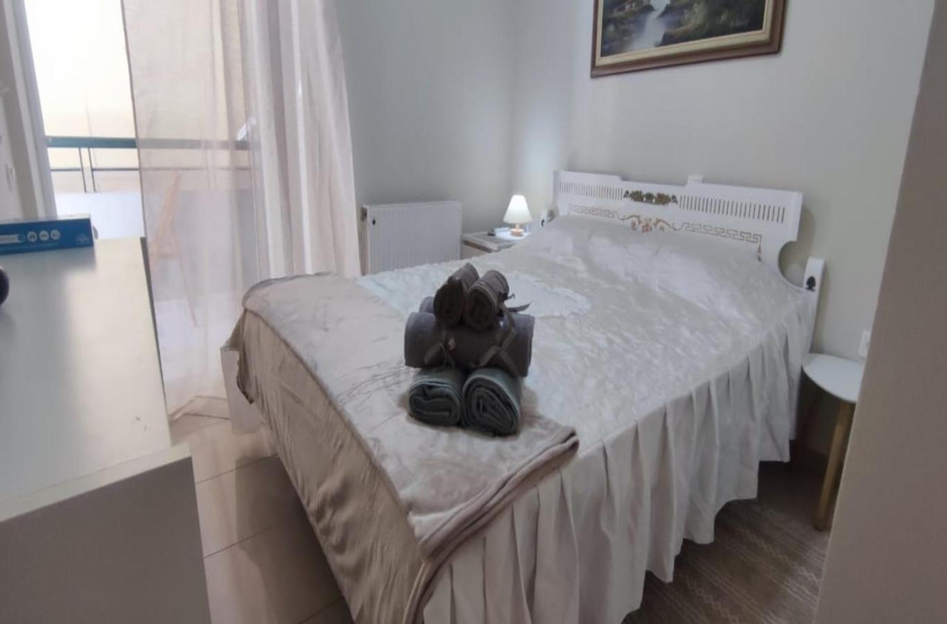Apartment In A Quiet Location. 아테네 외부 사진